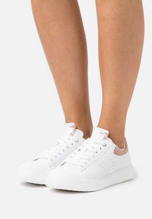 YRIAS MIX - Sneakers basse - white/rose