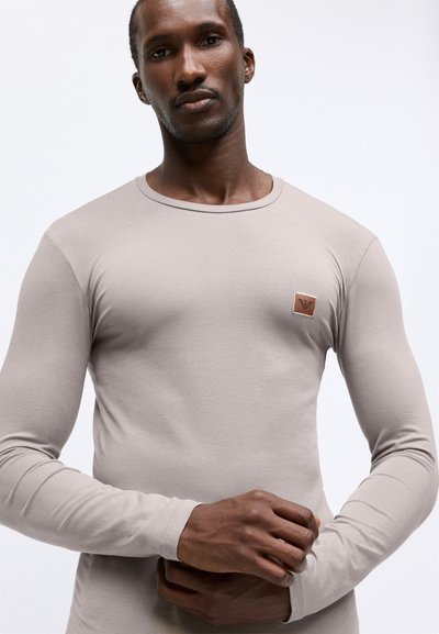 Emporio Armani CREW NECK  - Gornji dio pidžame - fungi
