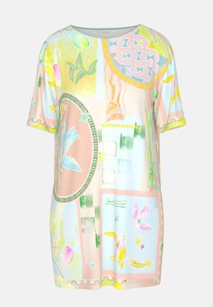 Kurzärmeliges Kleid mit pastellfarbenen abstrakten Mustern, die Vögel, Sterne, Blätter und geometrische Formen in sanftem Gelb, Rosa, Blau und Grün zeigen.