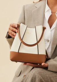 Isabel Bernard Handtas - beige