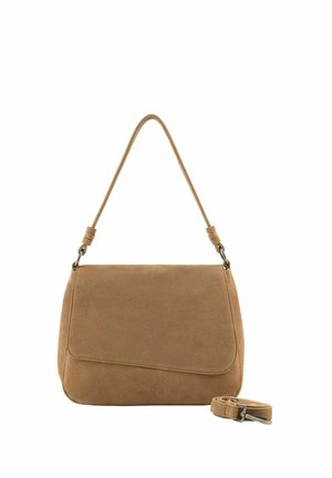 Braune Veloursleder-Handtasche mit einem oberen Griff und einem zusätzlichen abnehmbaren Schulterriemen daneben auf weißem Hintergrund.