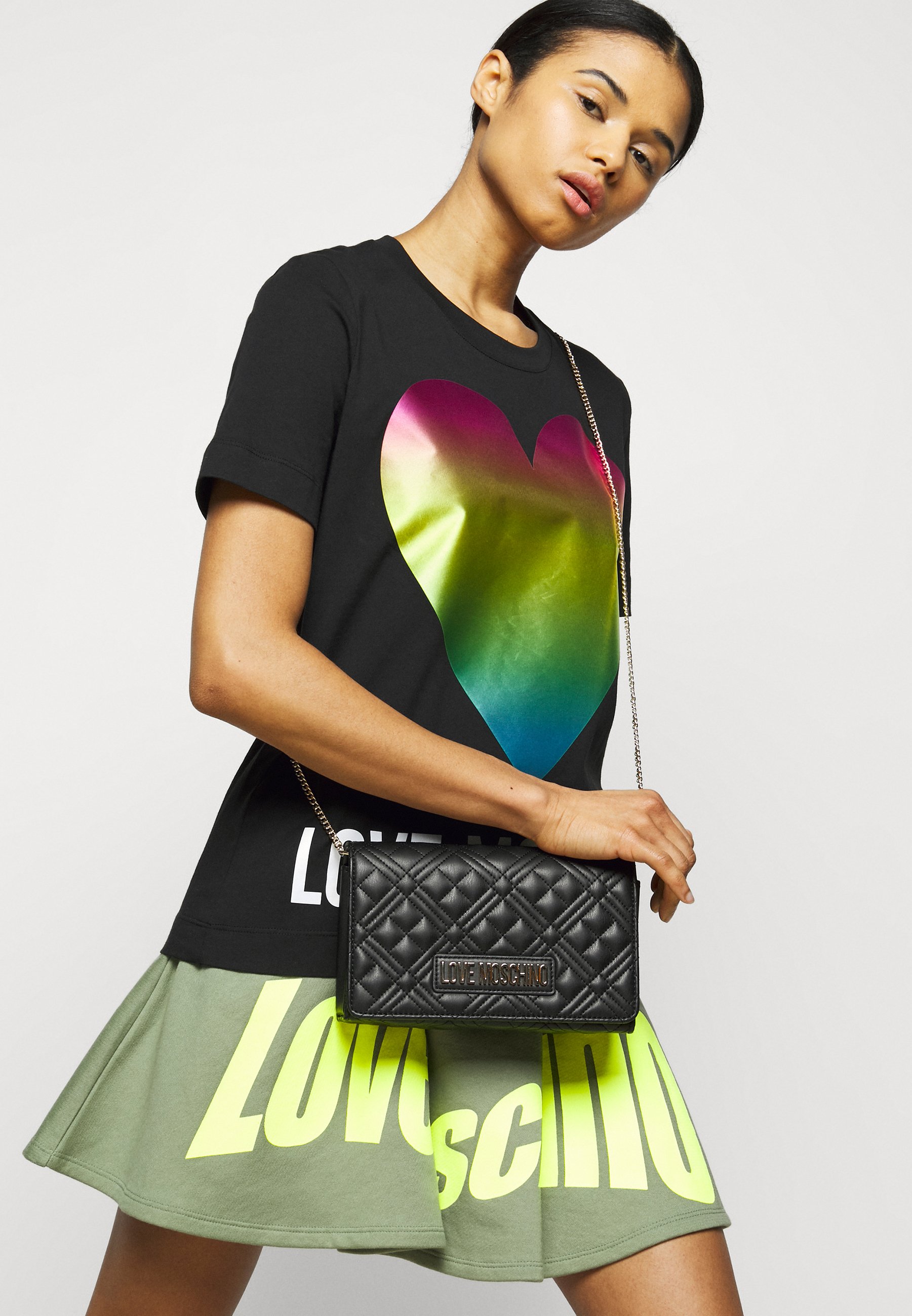 zalando moschino saldi