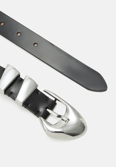 BY FAR MOORE PATENT - Vöö - black