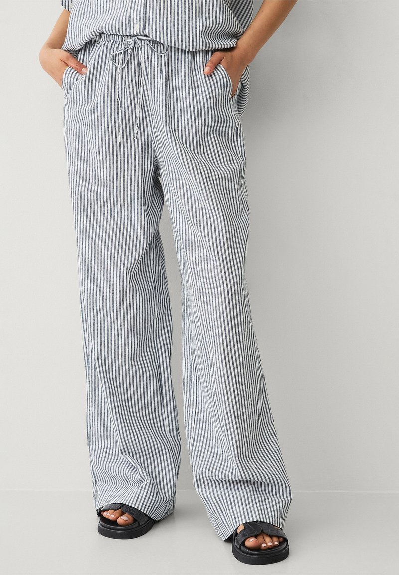 Ellos Collection - Trousers - blau gestreift, Enlarge
