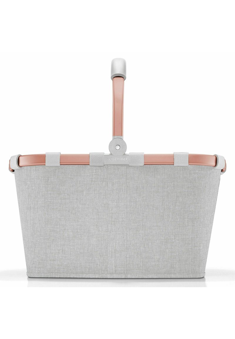 Grau geflochtenen Korb mit einem rosa Griff, rechteckige Form und Metallakzenten. Weiche Textur und sauberes Design für vielseitige Verwendung.