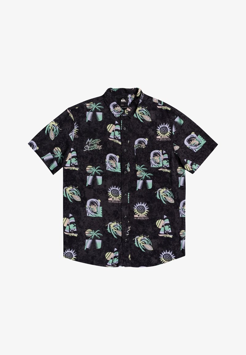Chemise noire à manches courtes avec boutons, imprimé tropical pastel comprenant des palmiers, des planches de surf, le soleil et le texte "Mystic Sessions".