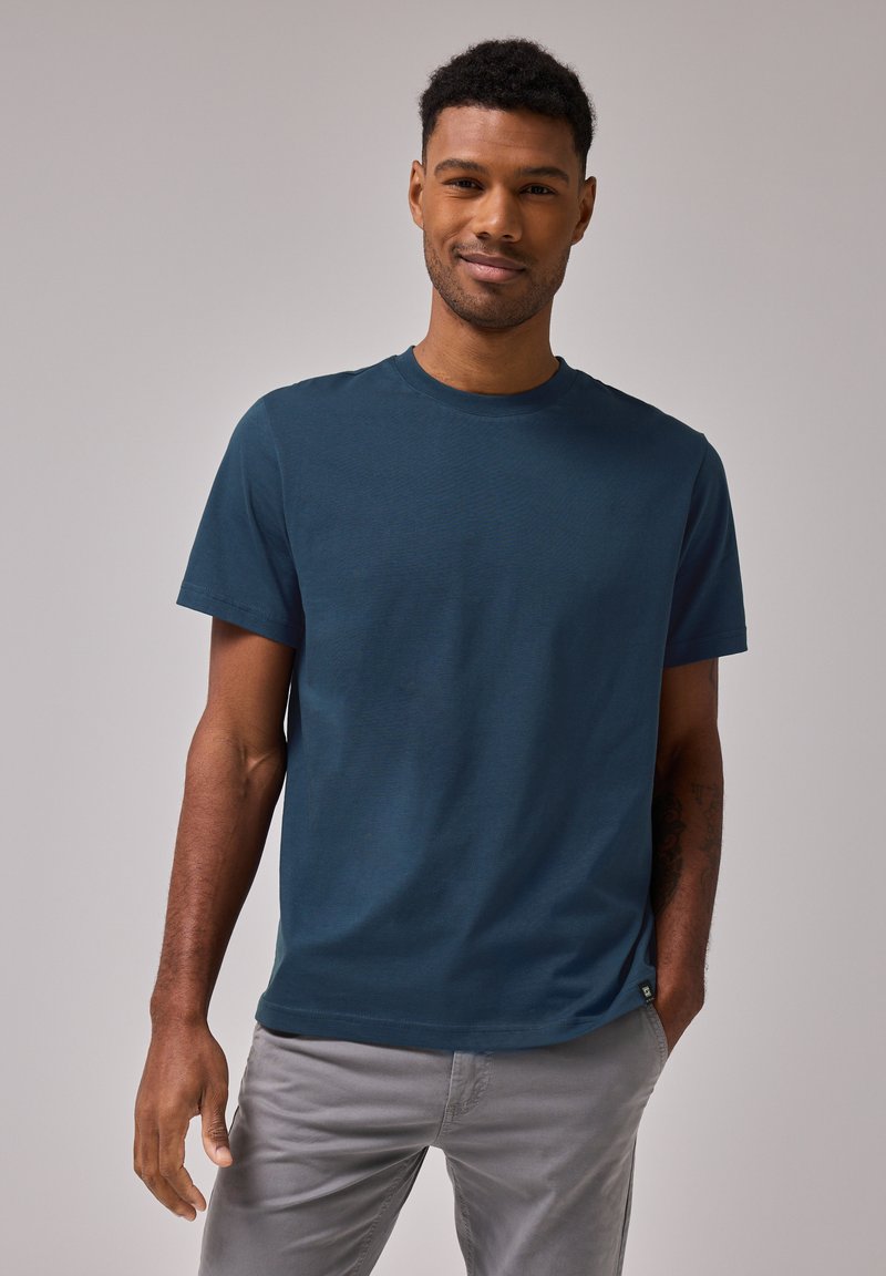 Street One MEN IN UNI - Jednoduché tričko - blau