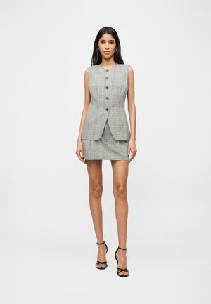 CAMILLE - Mellény - foggy morning