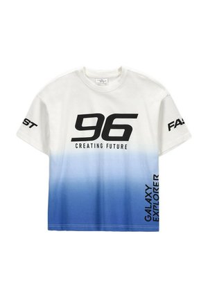 Biało-niebieska gradientowa koszulka z krótkim rękawem z czarnym tekstem "96 Creating Future," "FAST" na rękawach oraz "Galaxy Explorer" po prawej dolnej stronie.