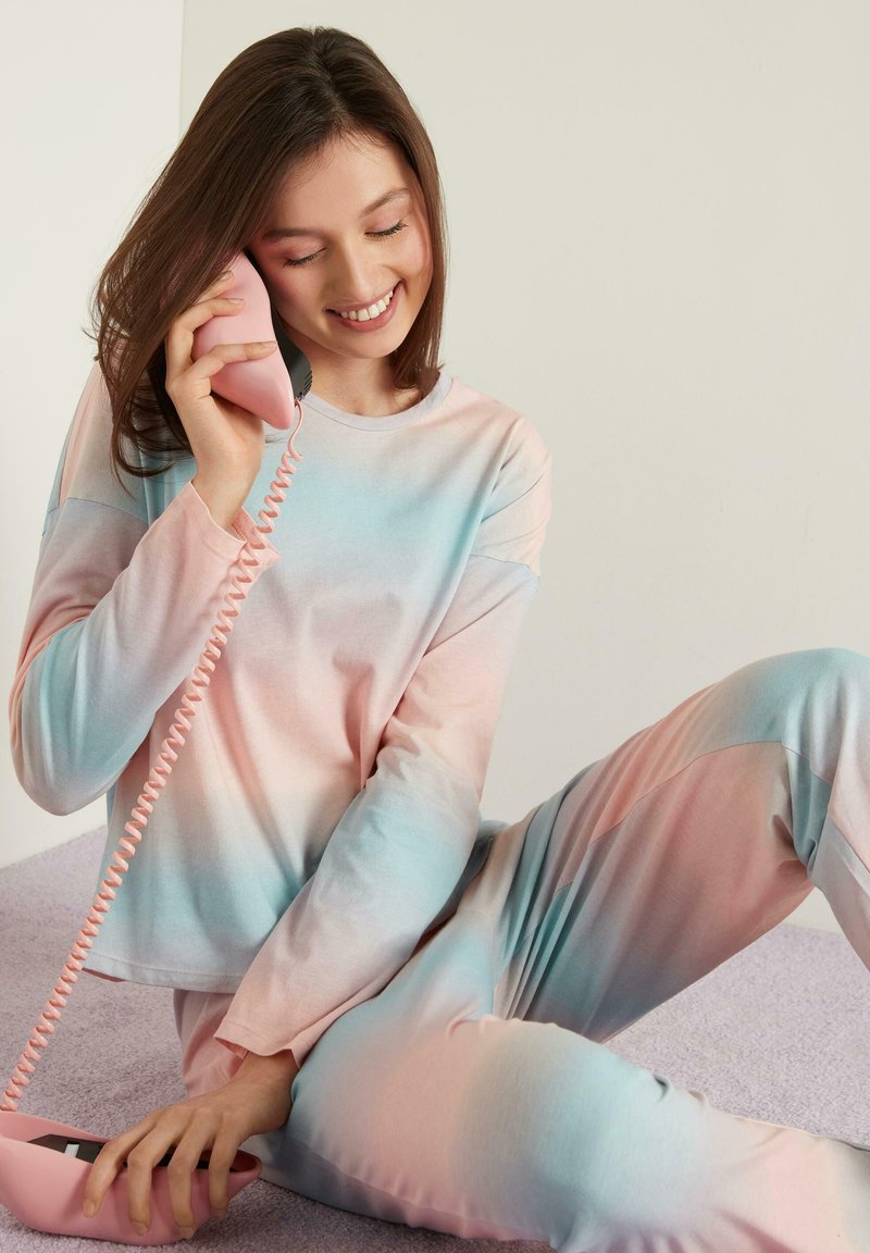 Damen Nachthemden | Tezenis SET Nachtwäsche Set hellblau nuanced tie dye print/dunkelblau - NZ32071 Damen Nachthemden | Tezenis SET Nachtwäsche Set hellblau nuanced tie dye print/dunkelblau - NZ32071