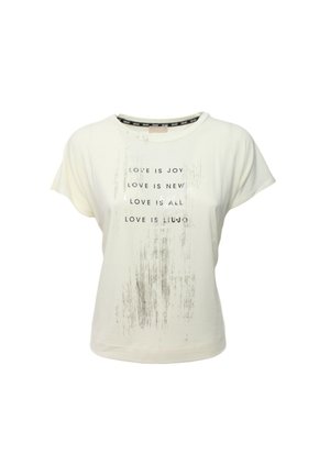 T-shirt color crema con vestibilità comoda, caratterizzato da una stampa di testo nera: "L'AMORE È GIOIA," "L'AMORE È NUOVO," e "L'AMORE È TUTTO."