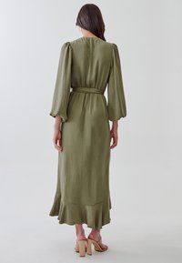 TUSSAH DARINA - Maksi garuma kleita - khaki