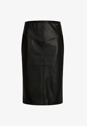 Zwarte leren kokerrok met een hoge taille, een aansluitende silhouet en zichtbare stiksels aan de voorkant. Ideaal voor veelzijdige styling.