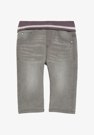 Grijze denim shorts met een paarse elastische tailleband met een zilveren streep. Inclusief zijzakken en een gladde textuur.