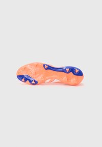 adidas Performance PREDATOR LEAGUE - Kõva pinnase jalgpallisaapad - signal coral/ftwr white/beam orange