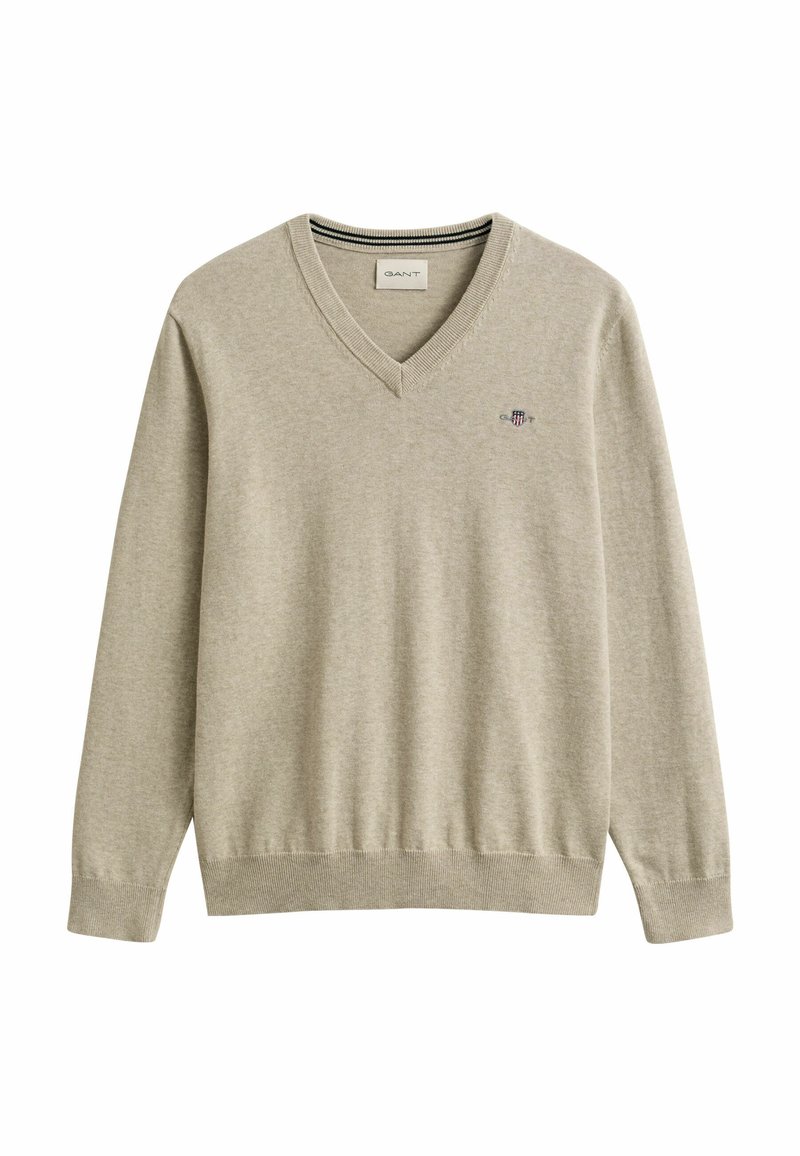 Beiger V-Ausschnitt Pullover mit langen Ärmeln, gerippten Bündchen und Saum, mit einem kleinen gestickten Logo auf der linken Brust.
