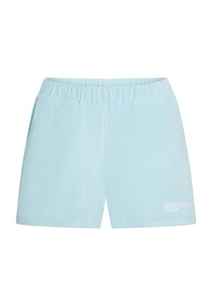 Lyseblå shorts af frottéstof med elastisk talje, sidelommer og en lille hvid logo trykt foran nederst.