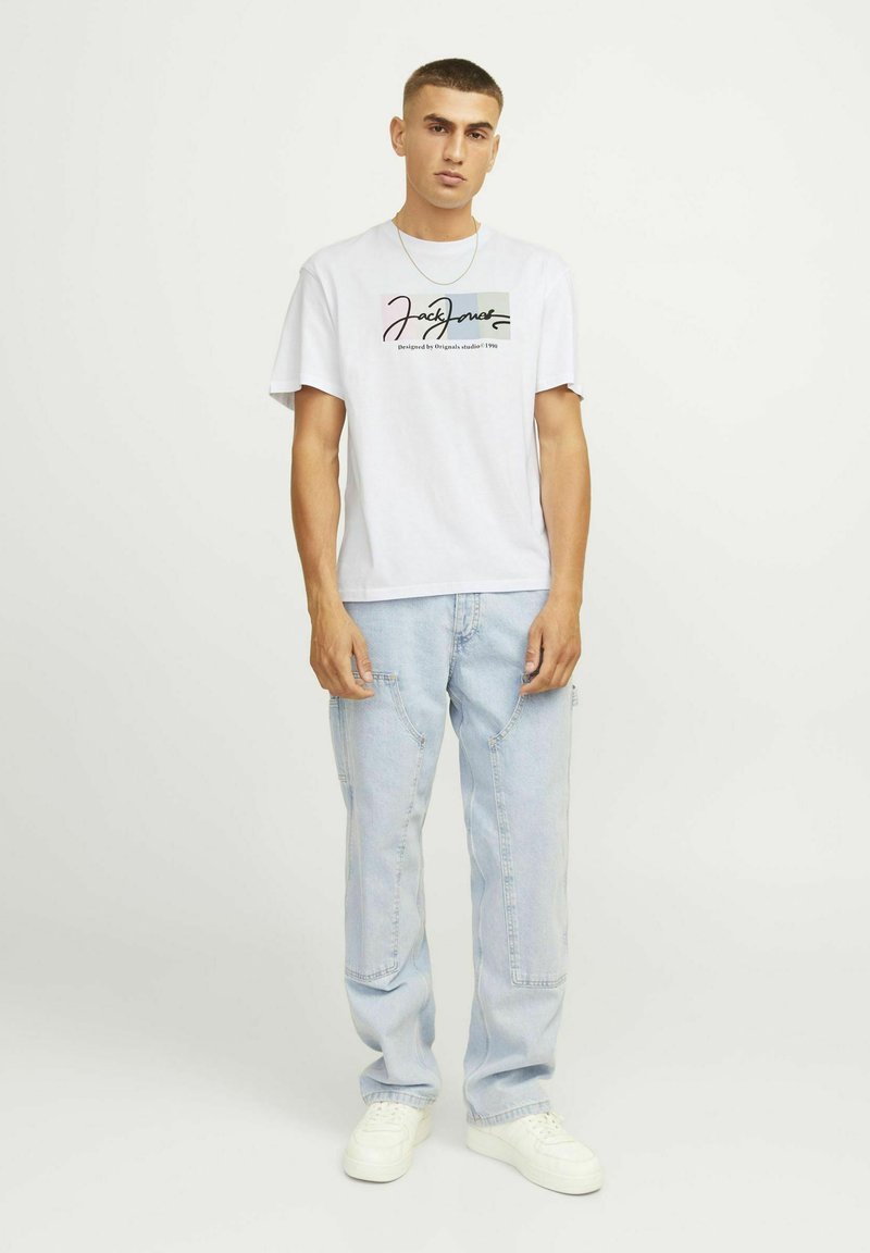 Jack & Jones RUNDHALS - Camiseta estampada - bright white