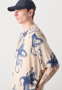 BOSS LAPISY - Ing - light beige
