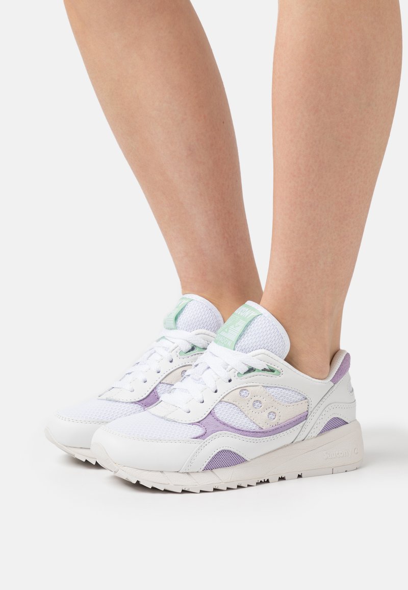saucony shadow violet