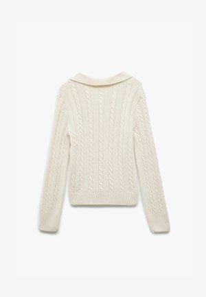 Suéter de punto en color crema con un patrón de trenzas, cuello y puños de canalé. Presenta una superficie texturizada y una cintura ajustada. Ideal para superponer.