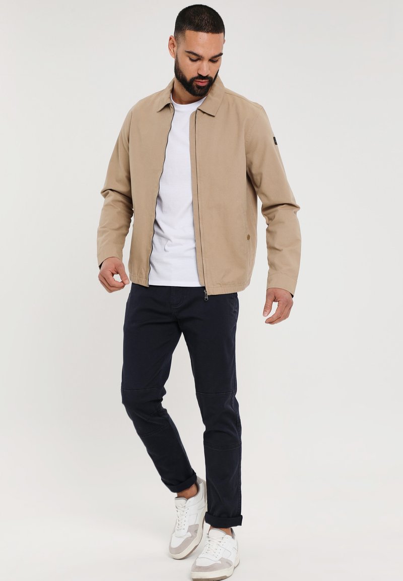 Threadbare THB SCHOLAR - Summer jacket - stone - Zalando