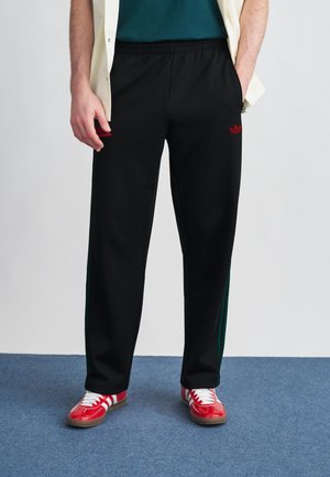 TRACK PANT - Pantaloni de trening - black/collegiate green