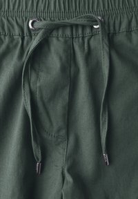 Thumbnail Image 5