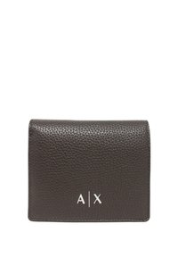 Portafoglio in pelle marrone con texture e design a pieghetta. Presenta un logo bianco prominente "A|X" sul davanti. Forma compatta e rettangolare.
