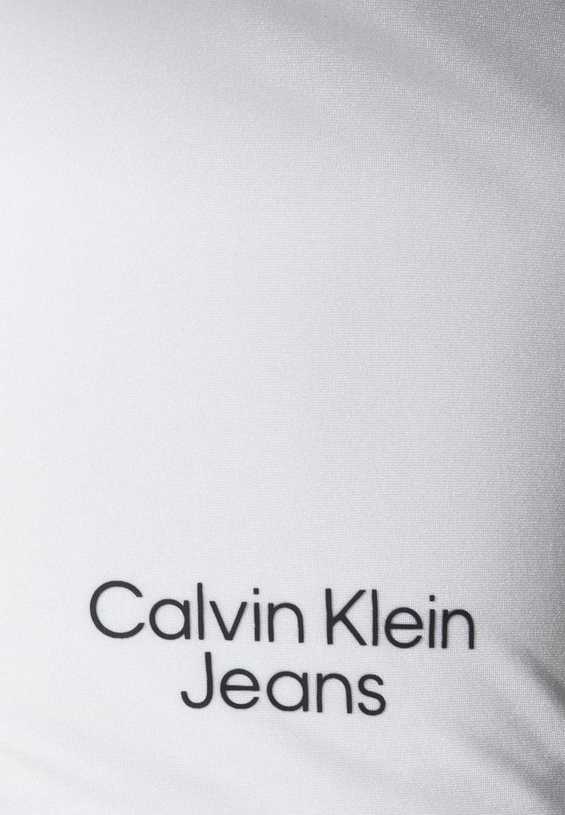 Damen T-Shirts | Calvin Klein Jeans DOUBLE STRAPS Top bright white/weiß - MH85255 Damen T-Shirts | Calvin Klein Jeans DOUBLE STRAPS Top bright white/weiß - MH85255