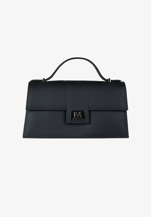 Borsa nera in pelle con design strutturato, manico piatto e chiusura a patta magnetica con dettaglio logo metallico.