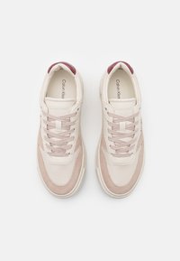 Calvin Klein CUPSOLE LACE UP - Sneakers - dark ecru/brick red