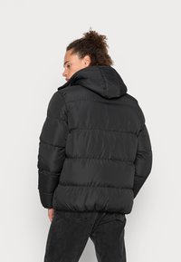 Night Addict ANDRE - Žieminė striukė - black