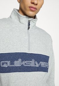 Quiksilver BOLD OMNI  OTLR SJSH - Mikina - light grey heather
