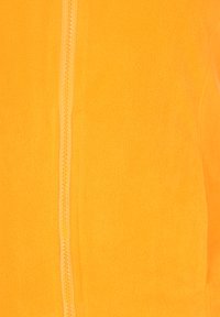 Fleece-Jacke in leuchtendem Gelb, mit einem durchgehenden Reißverschluss in der Mitte. Weiche Textur mit glatter Oberfläche.