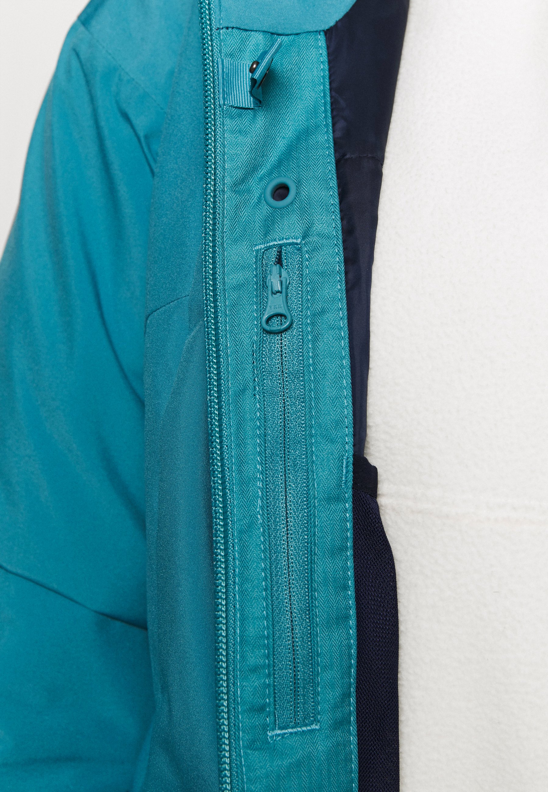 turquoise columbia jacket