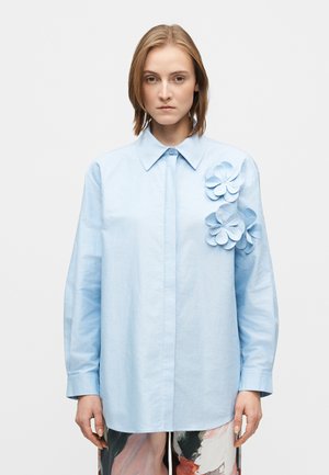 FLORAL SHIRT - Bluza s gumbima - brunnera blue