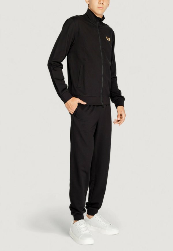 TRAIN CORE ID TRACK SUIT - Tracksuit4