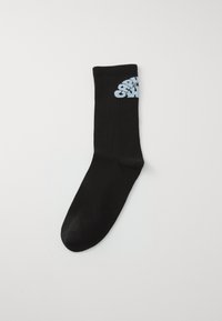 Pasirinkta, black/air sky