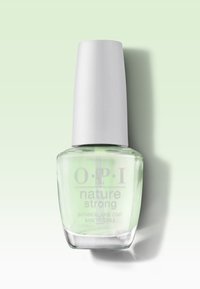 OPI Nature Strong Pflanzenbasislack in einer transparenten Flasche, hellgrüner Nagellack, mit einem strukturierten weißen Deckel und silberner Schrift.