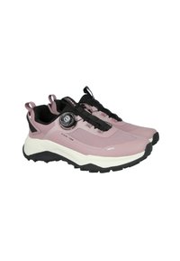 Zapatillas deportivas rosas con un upper texturizado, detalles en negro y una entresuela blanca pronunciada. Cuenta con un sistema de cordones circular y una suela exterior resistente.
