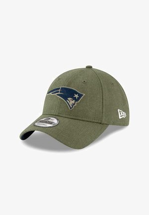 New Era ENGLAND PATRIOTS ON FIELD 2018 SALUTE TO SERVICE 9TWENTY - Cap - oliv