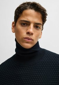HUGO SMATTOR - Strickpullover - dark blue ten