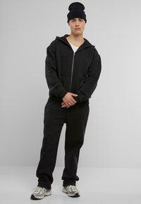 Urban Classics VINTAGE  - Športna jopa s kapuco na zadrgo - black