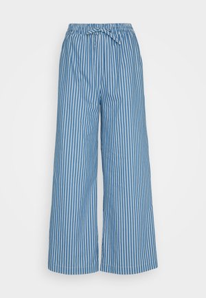 Helleblau gestreifte weit geschnittene Hosen mit einem elastischen Bund und Kordelzug. Der Stoff ist leicht und hat vertikale weiße Streifen für den Kontrast.