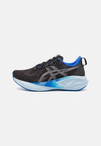 NOVABLAST 5 - Scarpe da corsa su strada - black/white