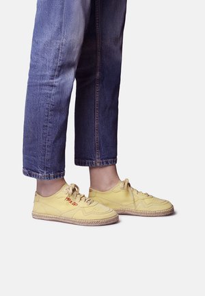 Toni Pons, UNISEX - Espadrile - banana