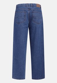 Μπλε ίσιες τζιν παντελόνια από τζιν με δύο πίσω τσέπες, θηλιές για ζώνη και καφέ δερμάτινη ετικέτα με το λογότυπο στη μέση.