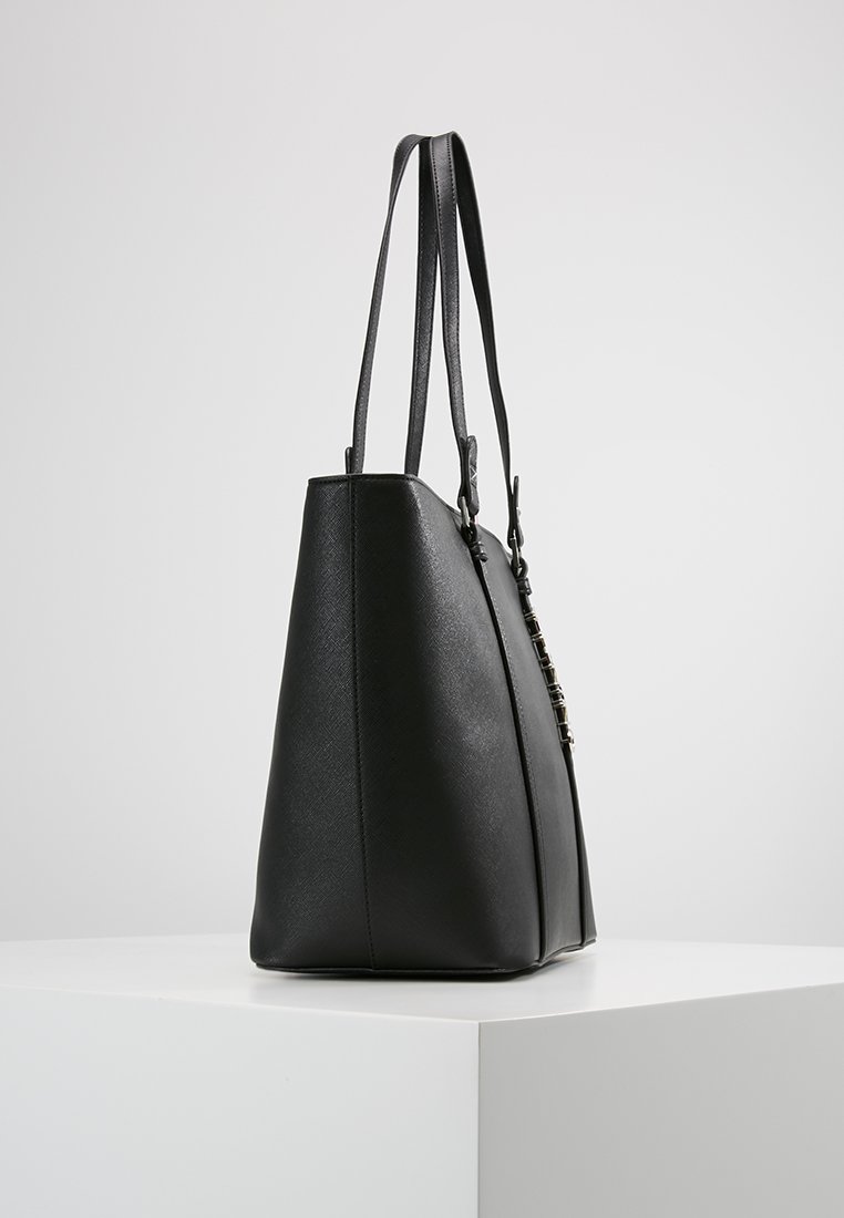 valentino summer sea bag