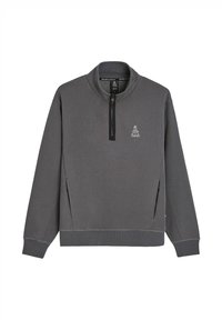 Szara bluza z ćwierć zamkiem, stójką, bocznymi kieszeniami i logo na piersi. Wykonana z miękkiego i teksturowanego materiału.